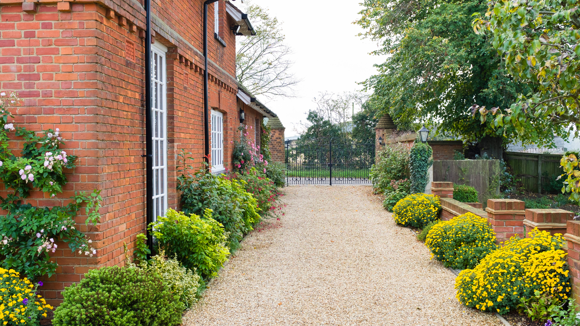 Untitled design - 2025-05-13T103622.384 Driveways Preston